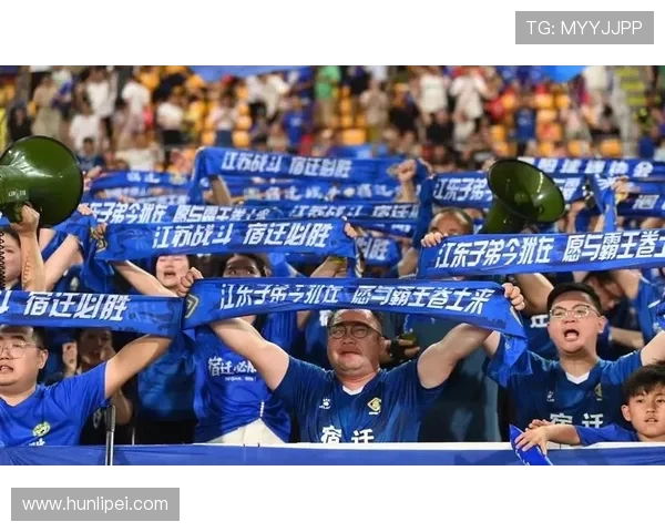 央视 30 秒开场炸场!苏超,这股拼劲太燃了 央视 30 秒开场炸场!苏超,这股拼劲太燃了